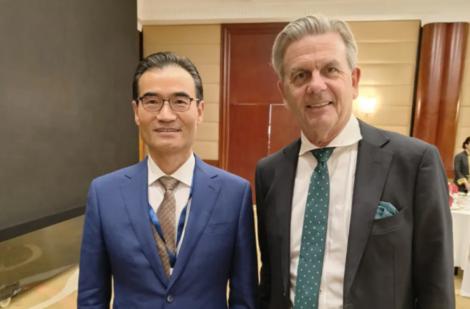 1764388645867076.png image.png